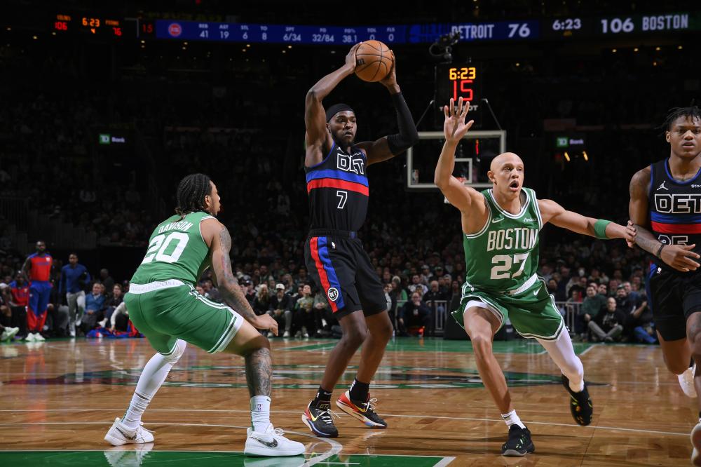 持压迫性的 持压迫性的