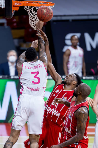 与此同时 与此同时