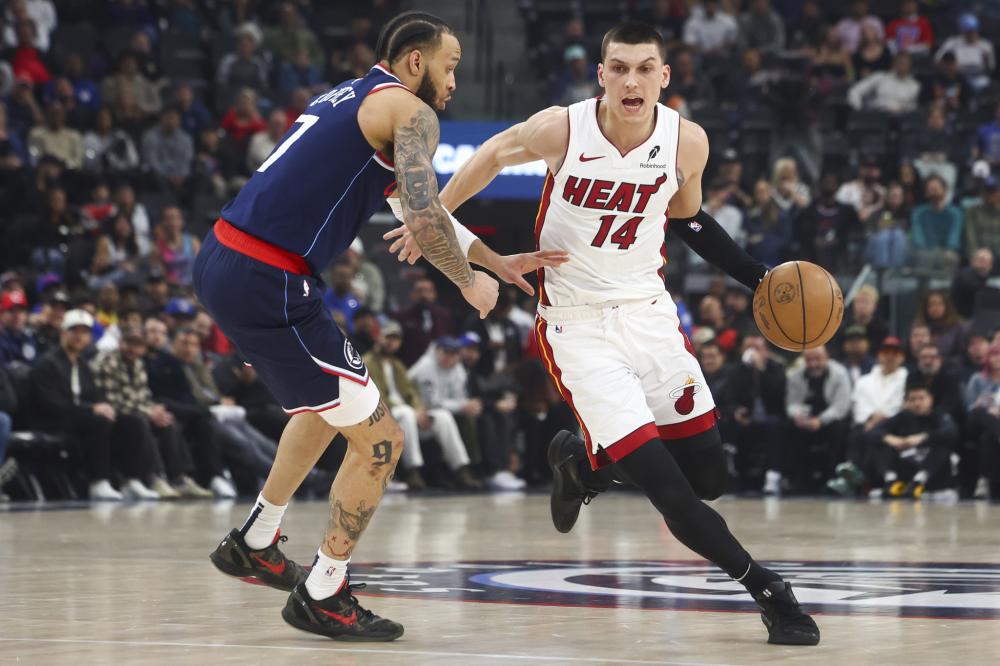 示了他们在 示了他们在